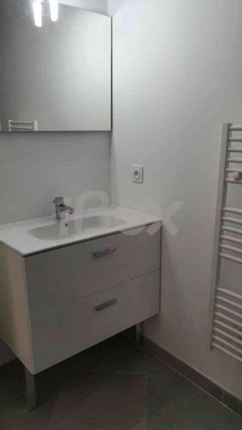 Appartement à louer, 1m², Toulon