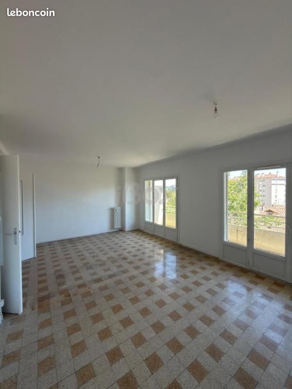 Appartement à louer, 68m², Toulon