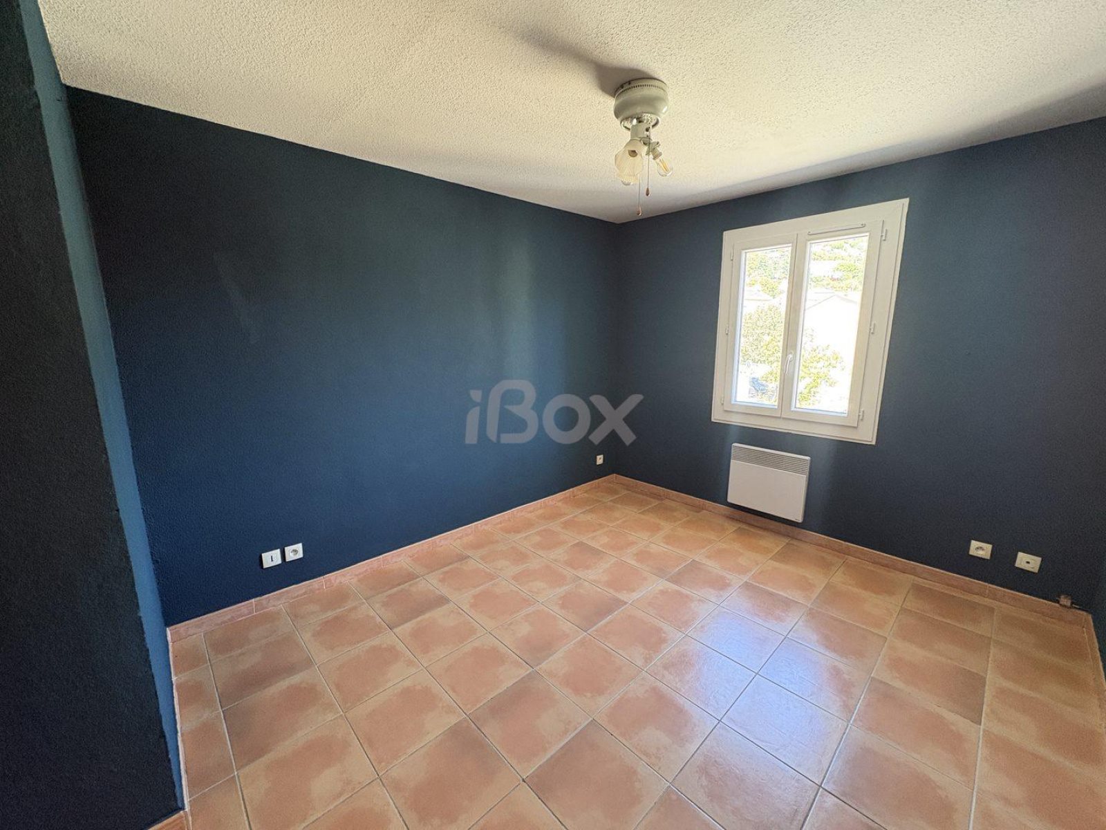 Appartement à louer, 2m², Toulon