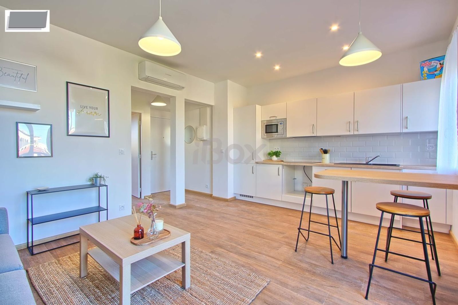 Appartement à louer, 1m², Toulon