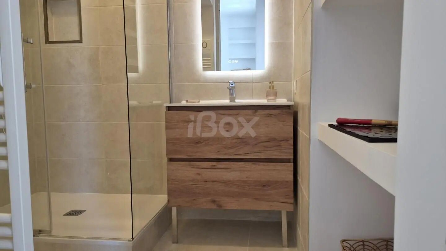 Appartement à louer, 76m², Toulon