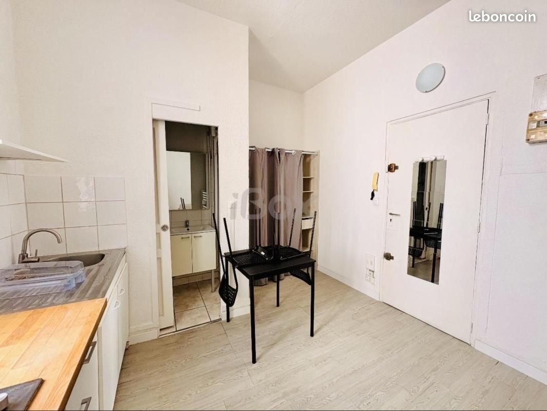 Appartement à louer, 14m², Toulon