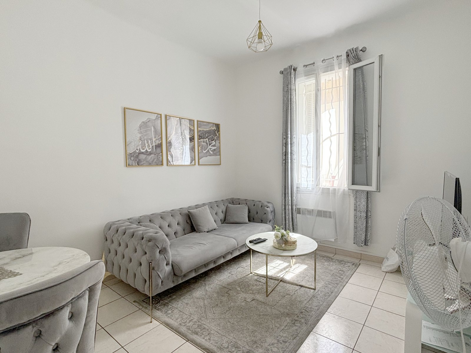Appartement à vendre, 1m², Toulon