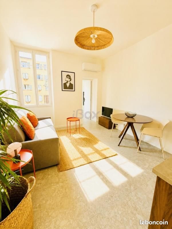 Appartement à louer, 24m², Toulon