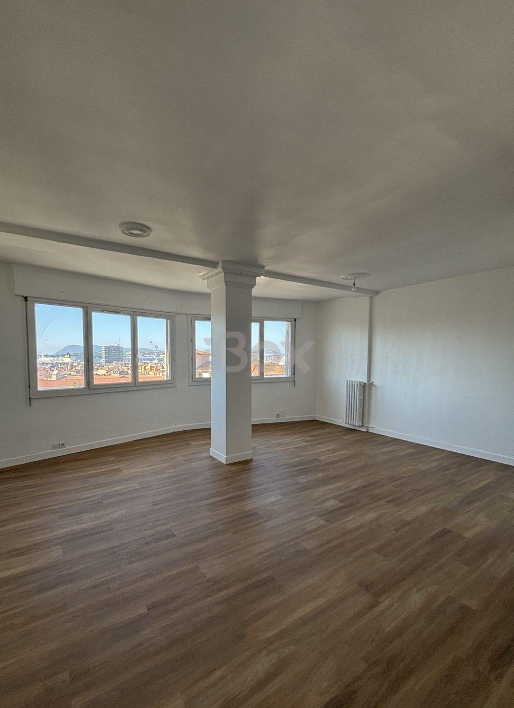 Appartement à louer, 1m², Toulon