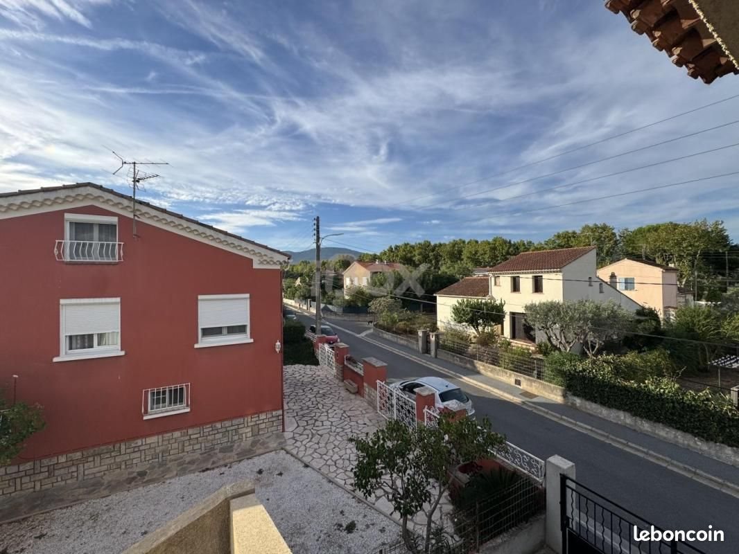 Appartement à louer, 73m², Cuers