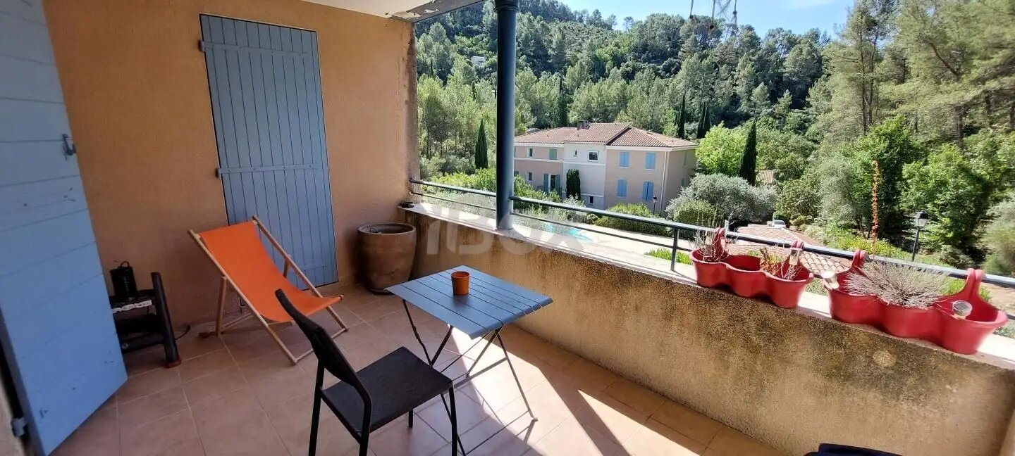 Appartement à louer, 47m², Belgentier