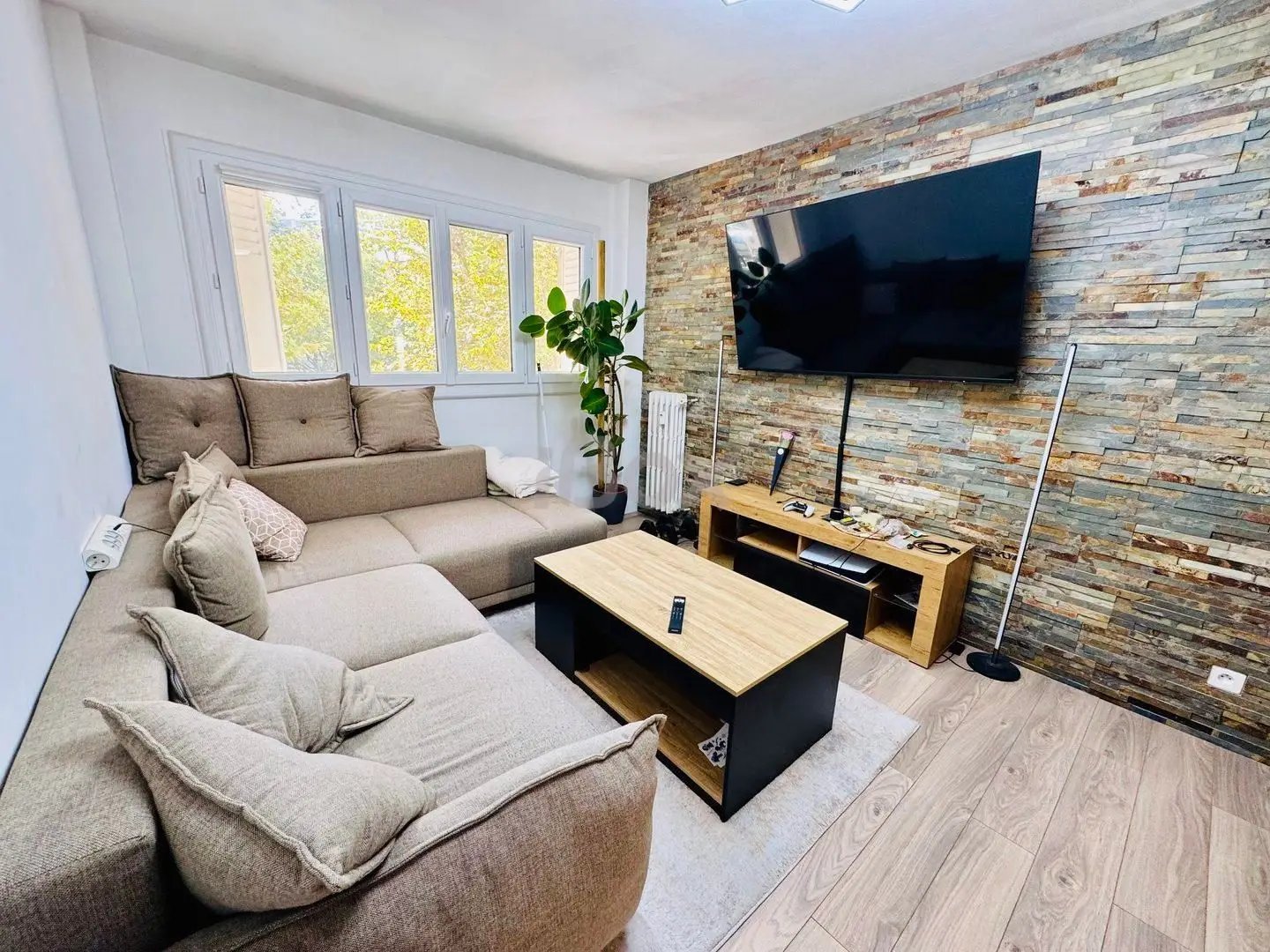 Appartement à louer, 69m², Toulon