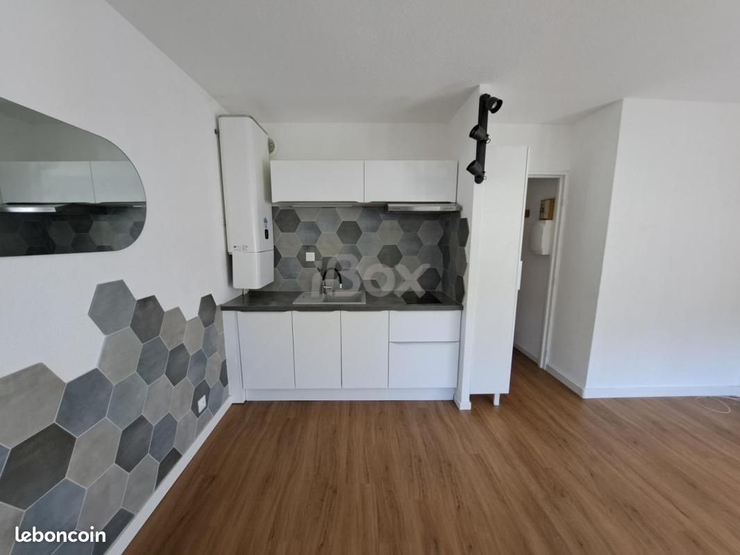 Appartement à louer, 21m², Saint-Mandrier-sur-Mer
