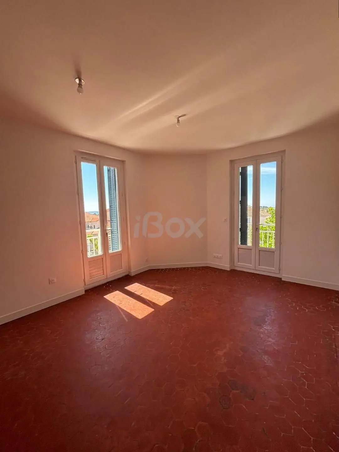 Appartement à louer, 33m², Carqueiranne