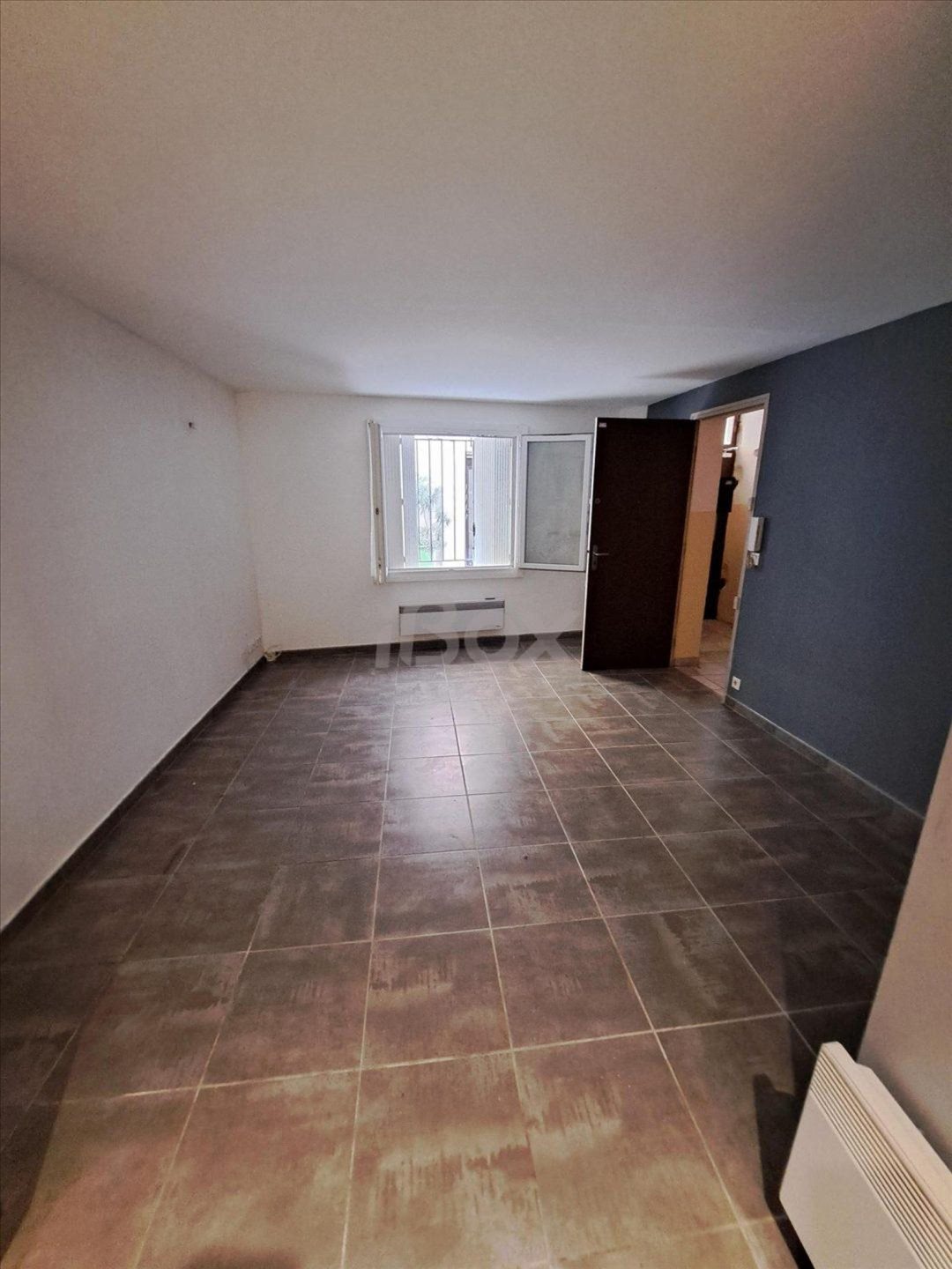 Appartement à louer, 1m², Sanary-sur-Mer
