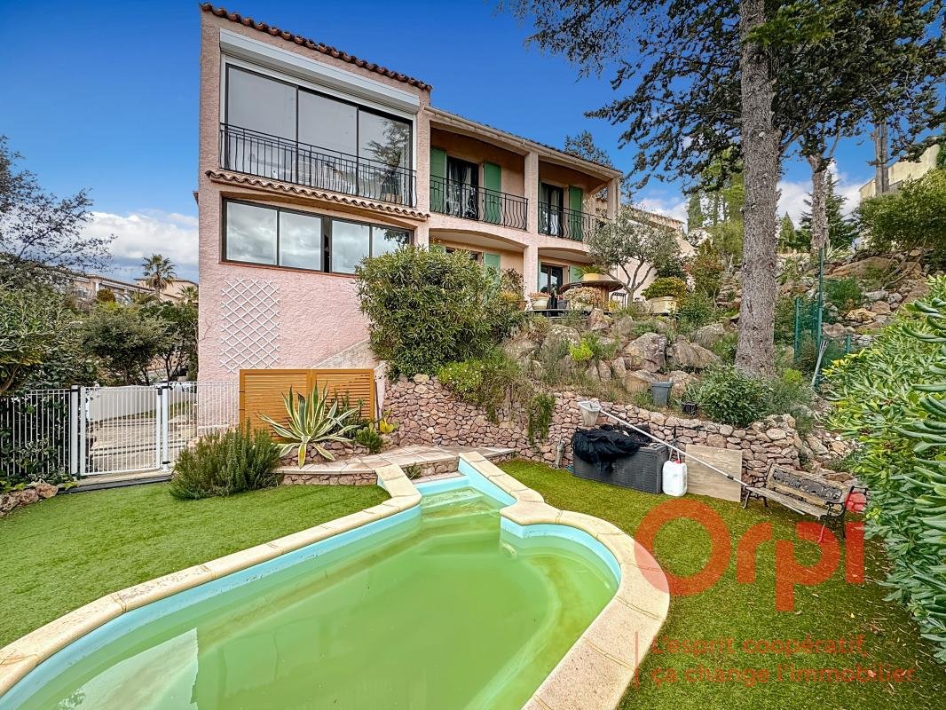 Maison à vendre, 146m², Fréjus