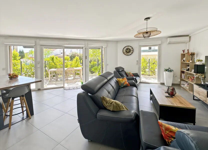 Appartement à vendre, 75m², Fréjus