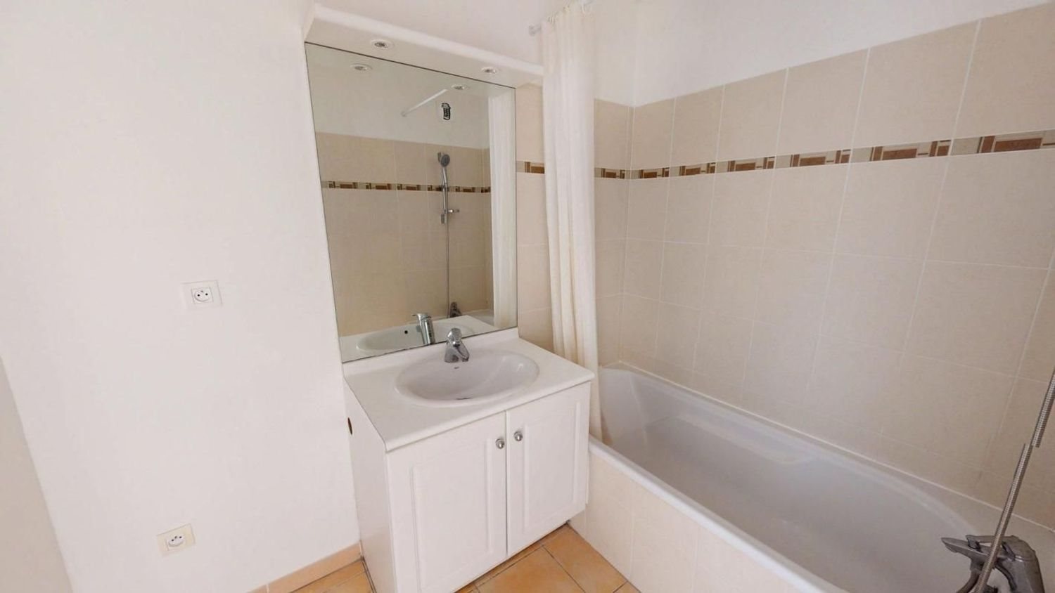 Appartement à vendre, 43m², Hyères
