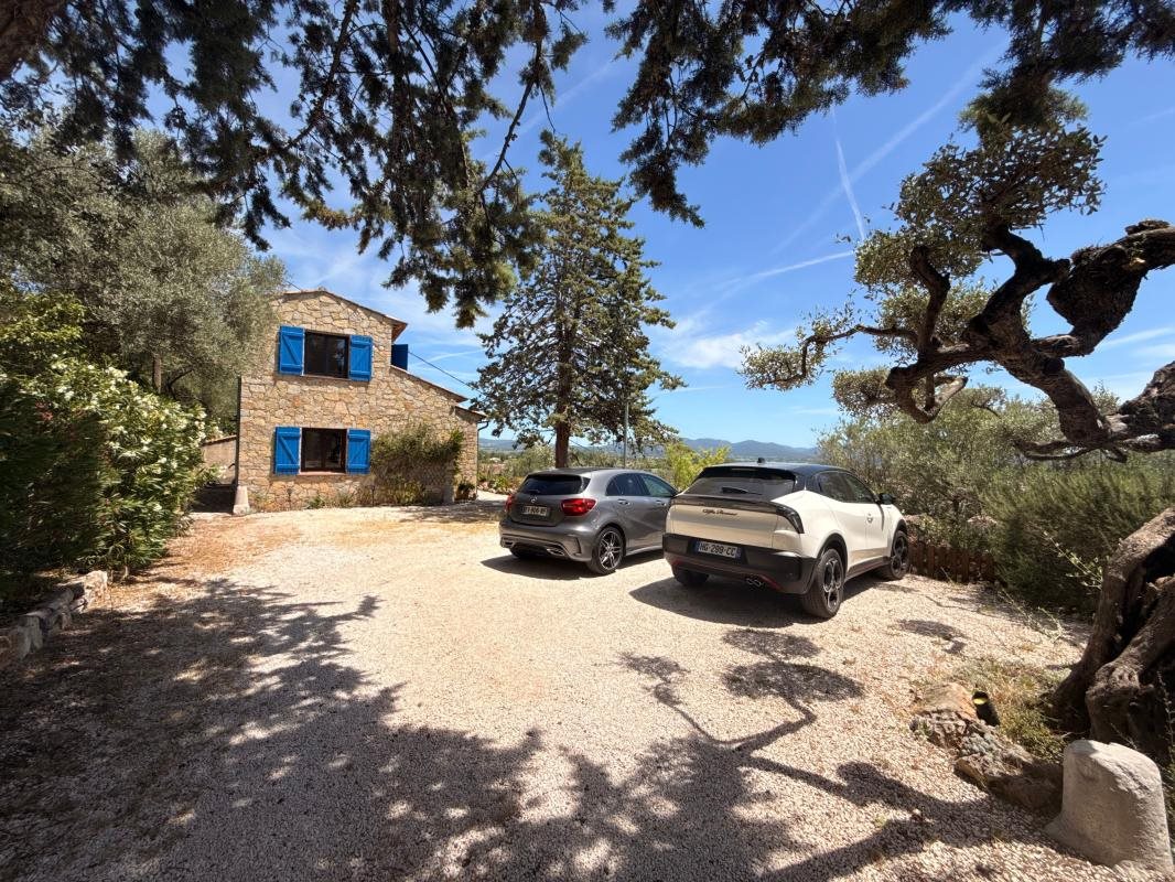 Maison à vendre, 134m², Cuers