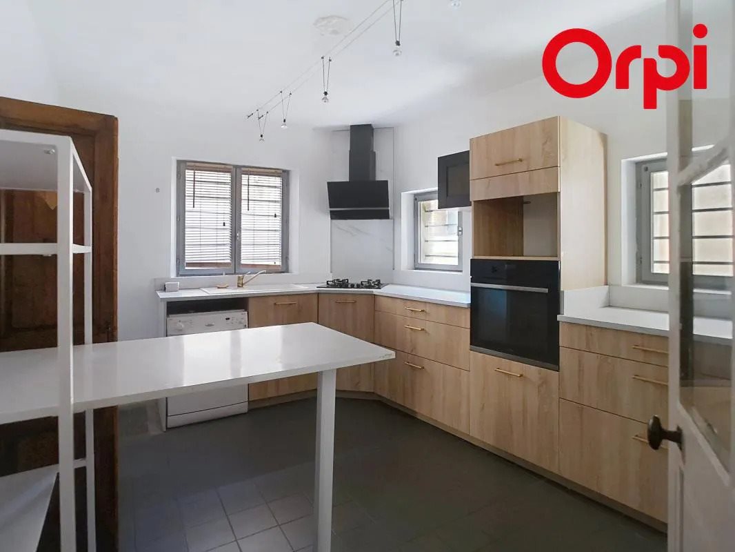 Maison à vendre, 124m², Châteauneuf-de-Gadagne