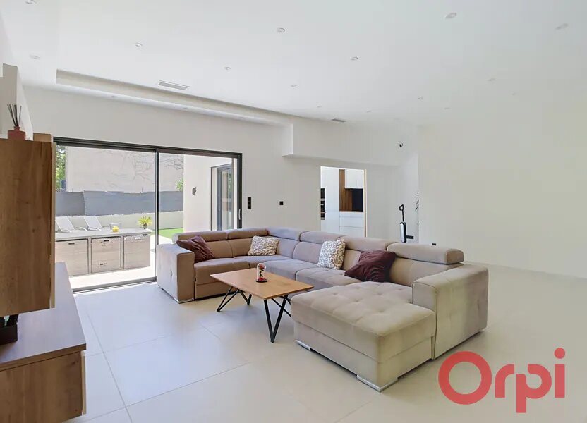 Maison à vendre, 145m², Saint-Saturnin-lès-Avignon