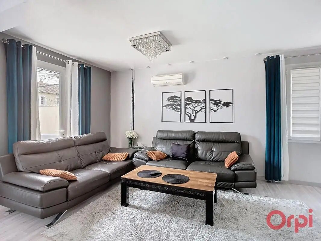 Maison à vendre, 192m², Le Pontet