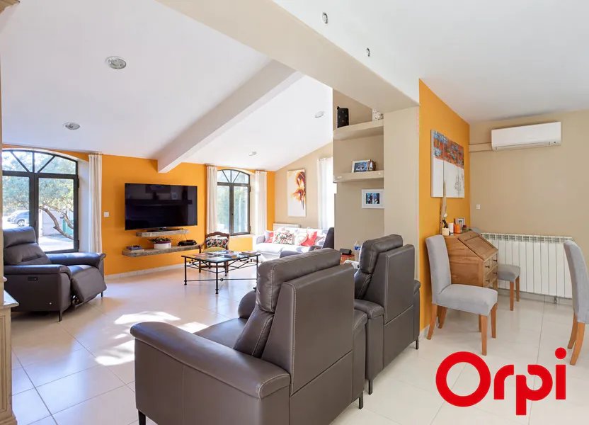 Maison à vendre, 176m², Sorgues