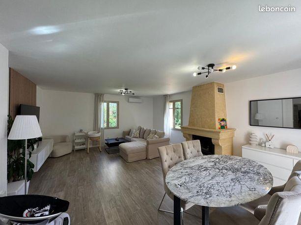 Maison à vendre, 111m², Carpentras