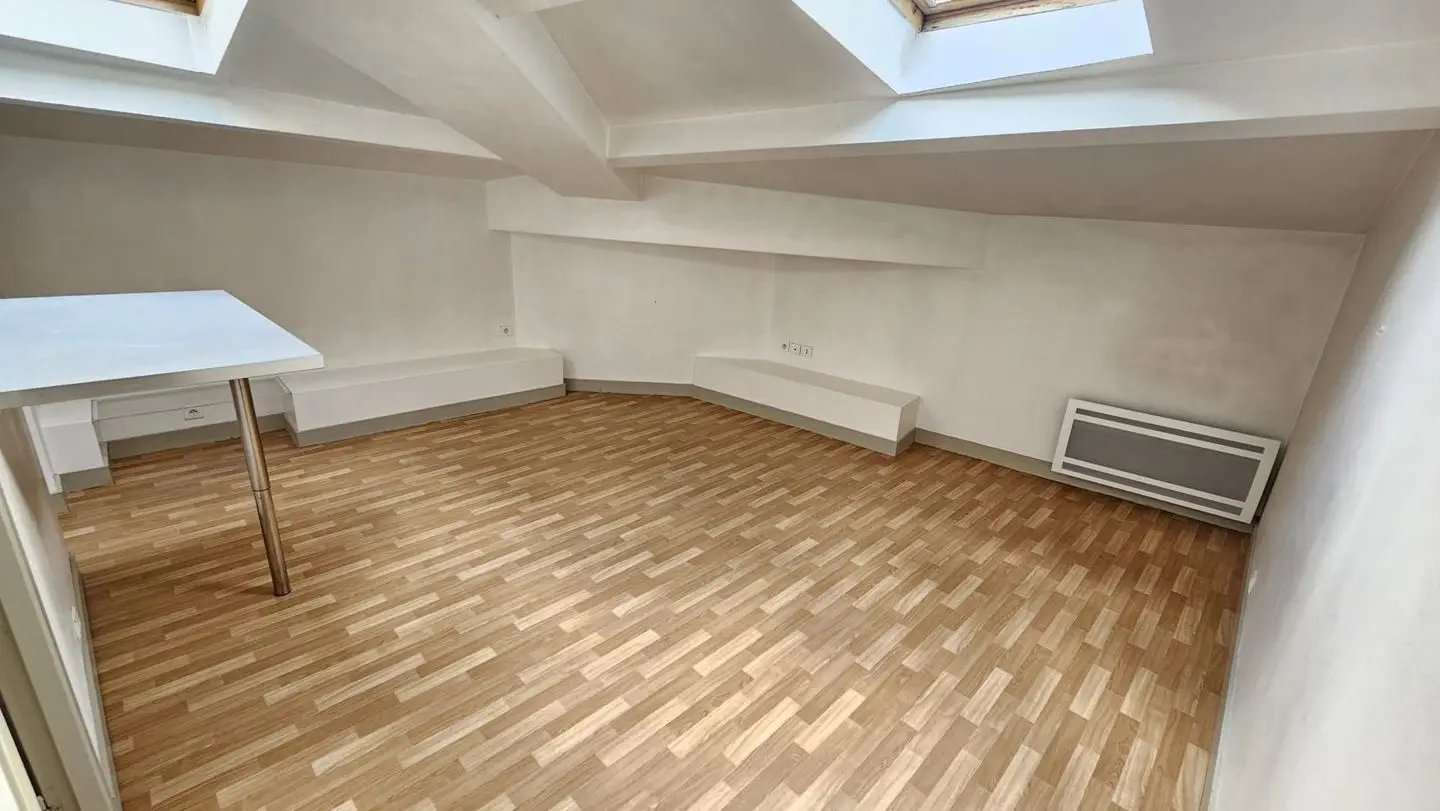 Appartement à louer, 27m², Bordeaux