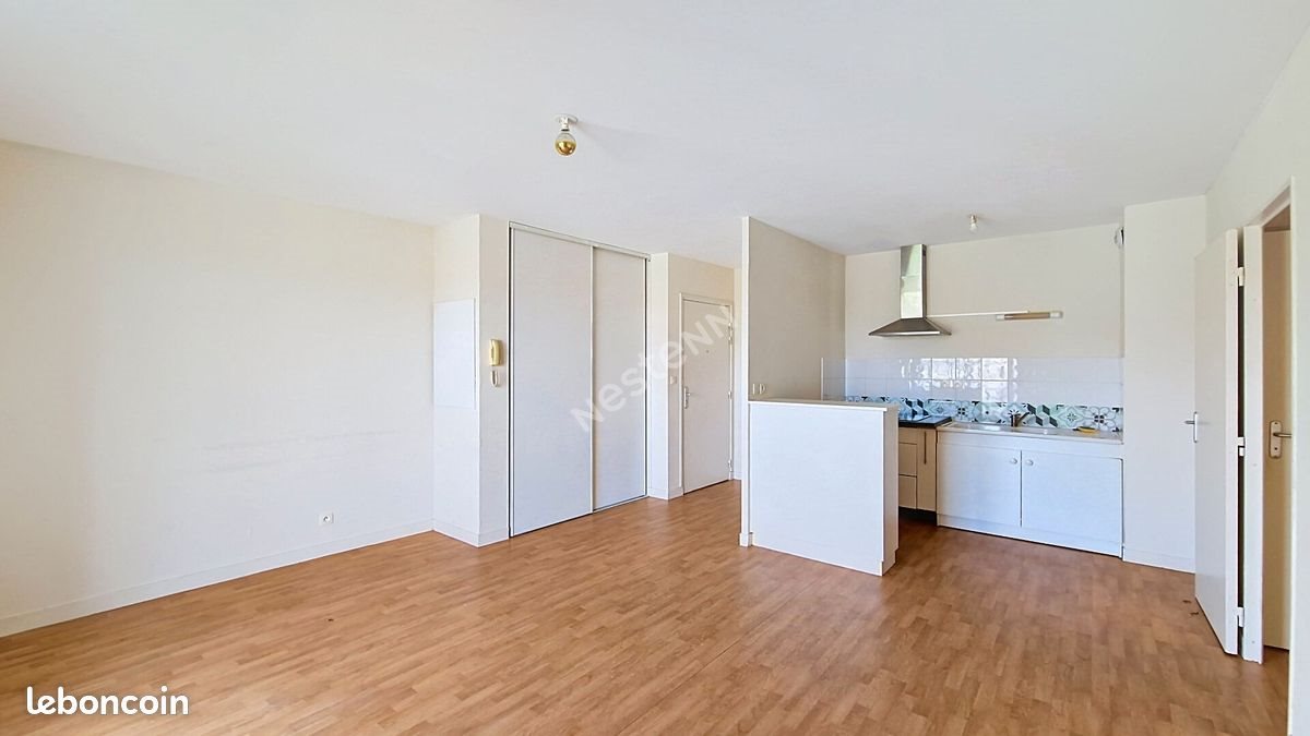 Appartement à louer, 46m², Croutelle