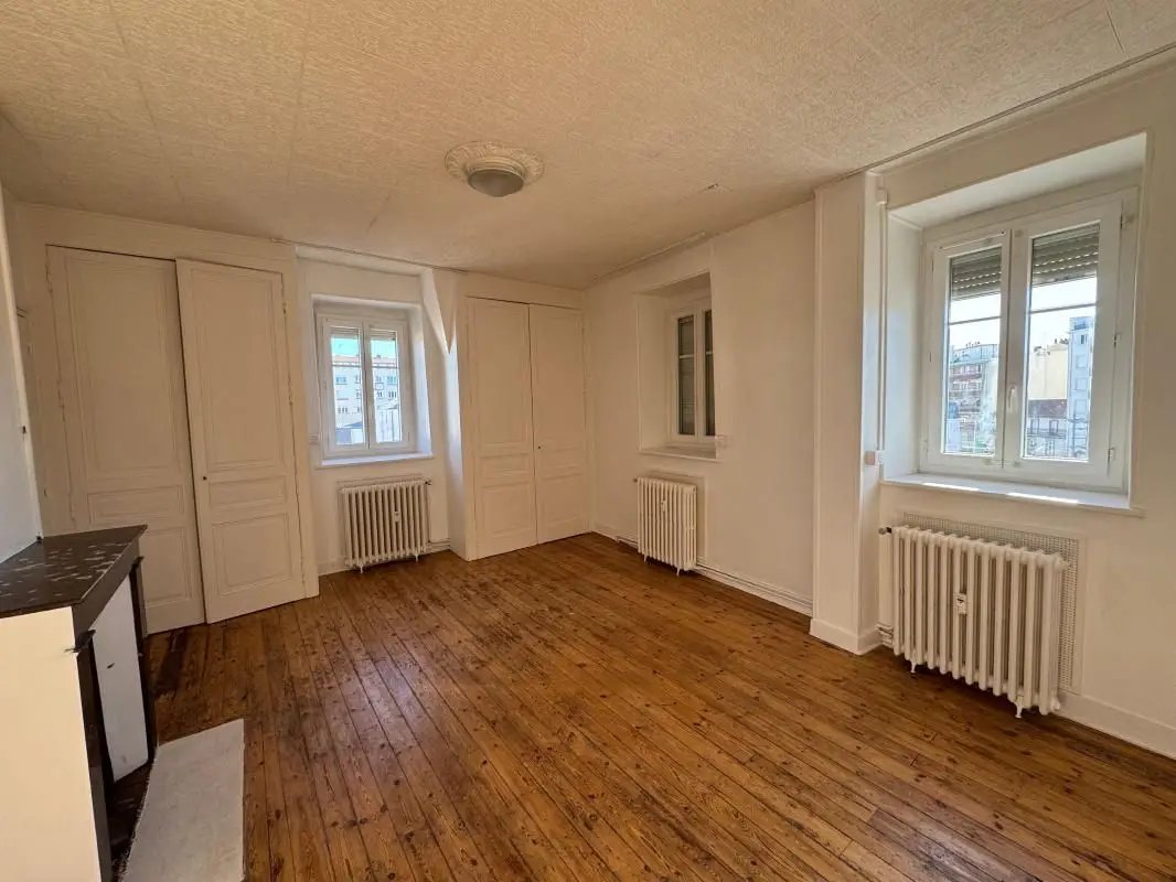 Appartement à louer, 141m², Limoges