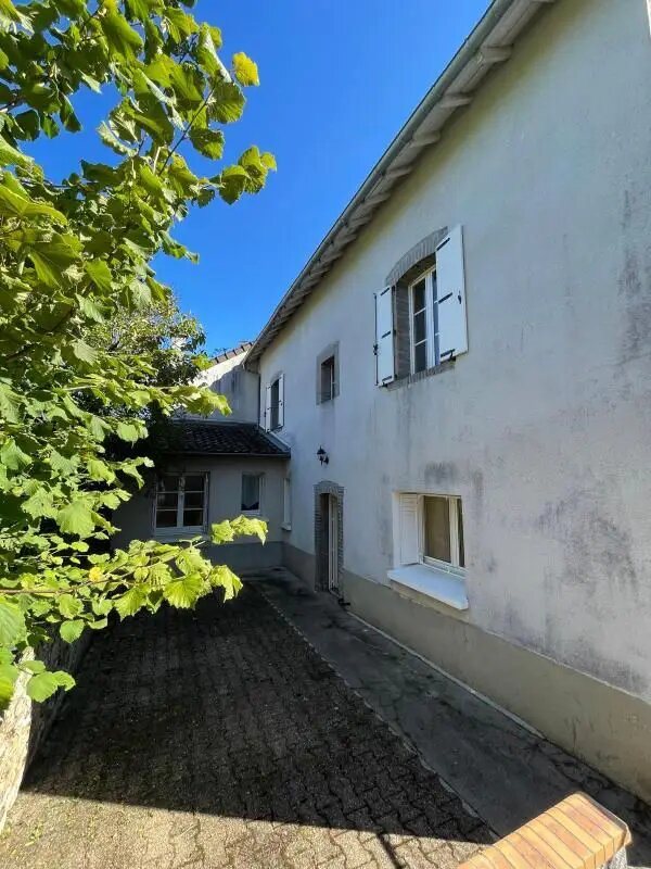 Maison à louer, 172m², Bonnac-la-Côte