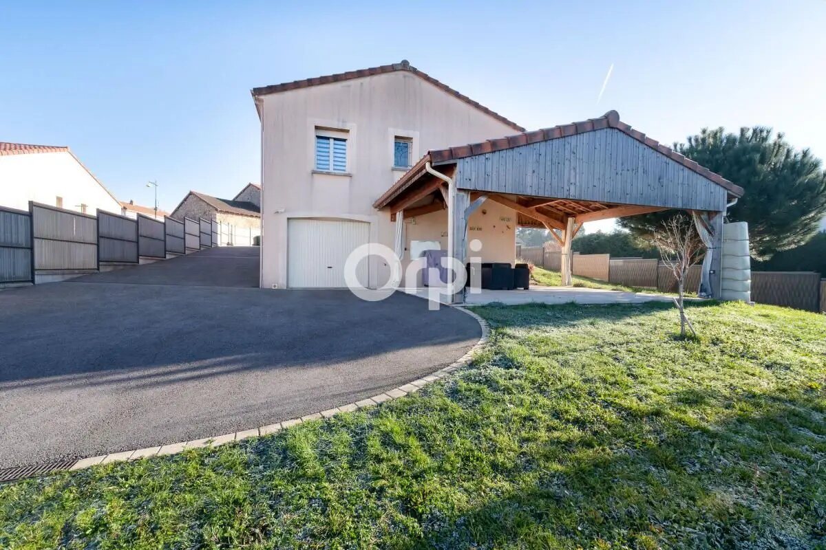 Maison à vendre, 115m², Saint-Just-le-Martel