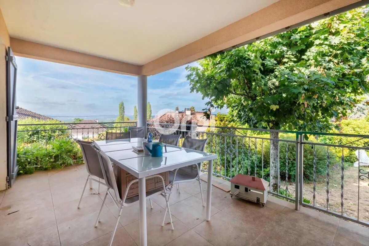 Maison à vendre, 196m², Verneuil-sur-Vienne