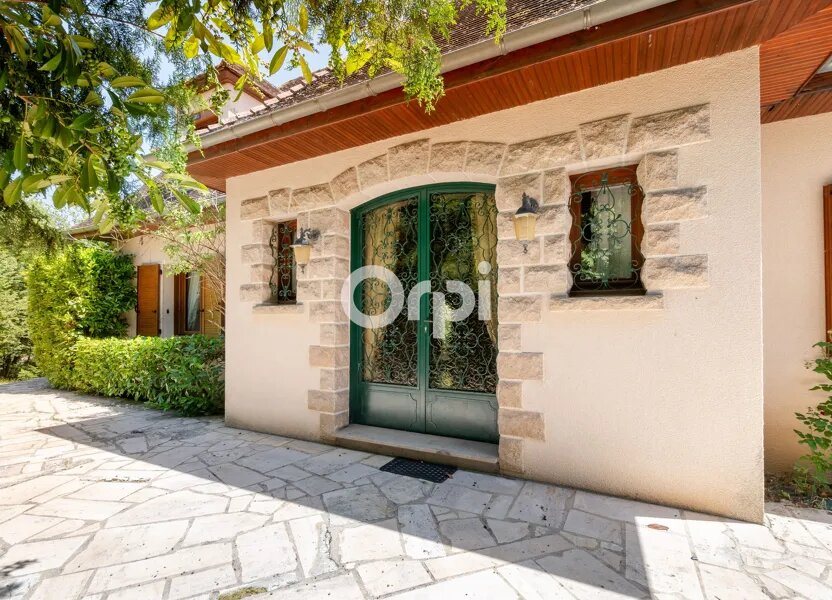 Maison à vendre, 314m², Saint-Priest-Taurion