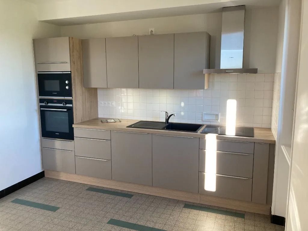 Maison à louer, 80m², Saint-Germain-les-Belles