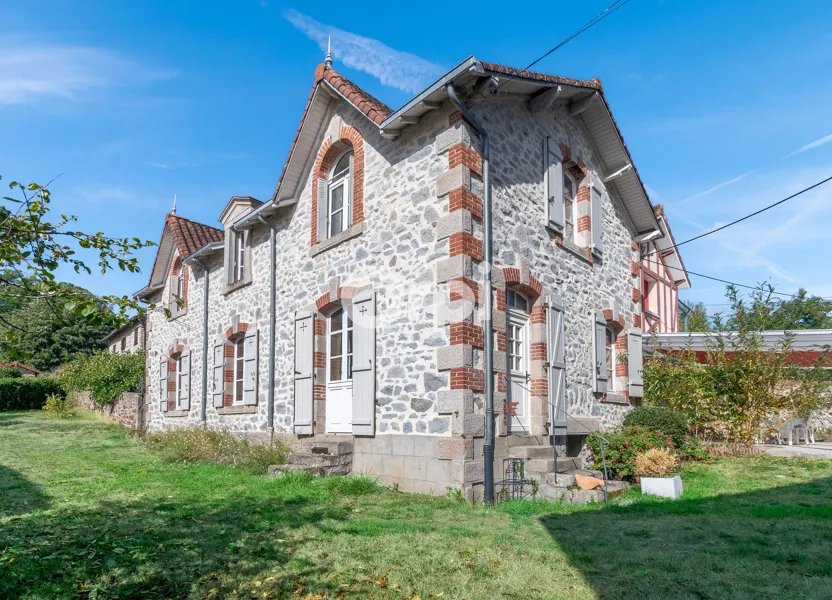 Maison à vendre, 194m², Le Palais-sur-Vienne