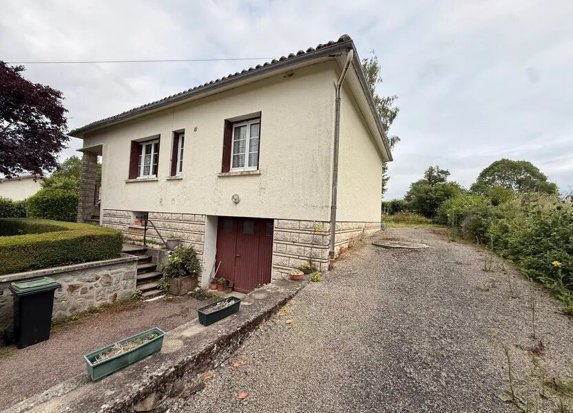 Maison à vendre, 81m², Lesterps