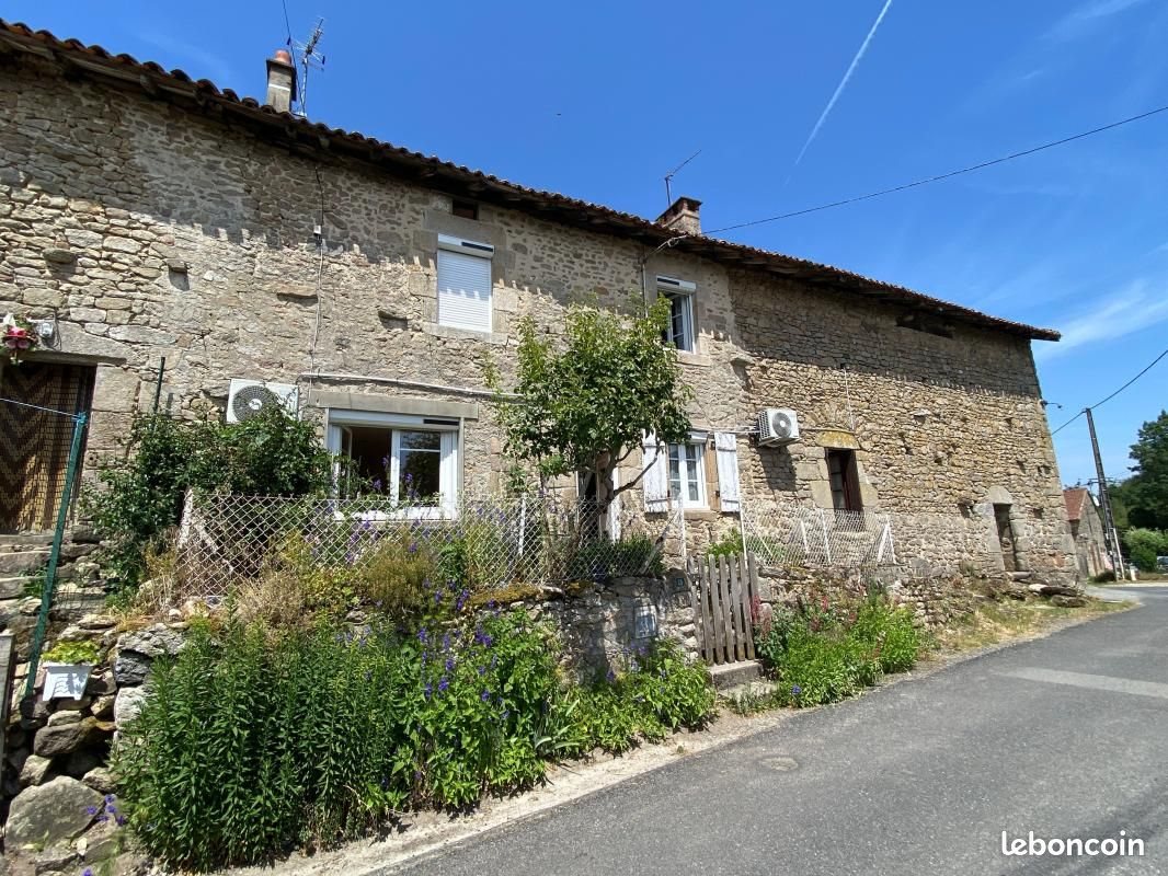 Maison à vendre, 106m², Thouron