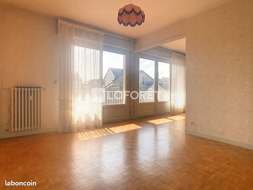 Appartement à louer, 84m², Chaumont