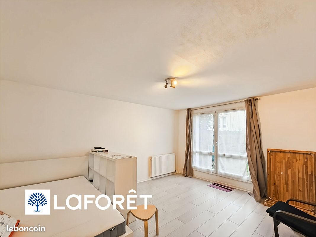Appartement à louer, 35m², Evry