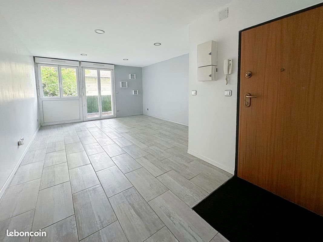 Appartement à louer, 55m², Viry-Châtillon