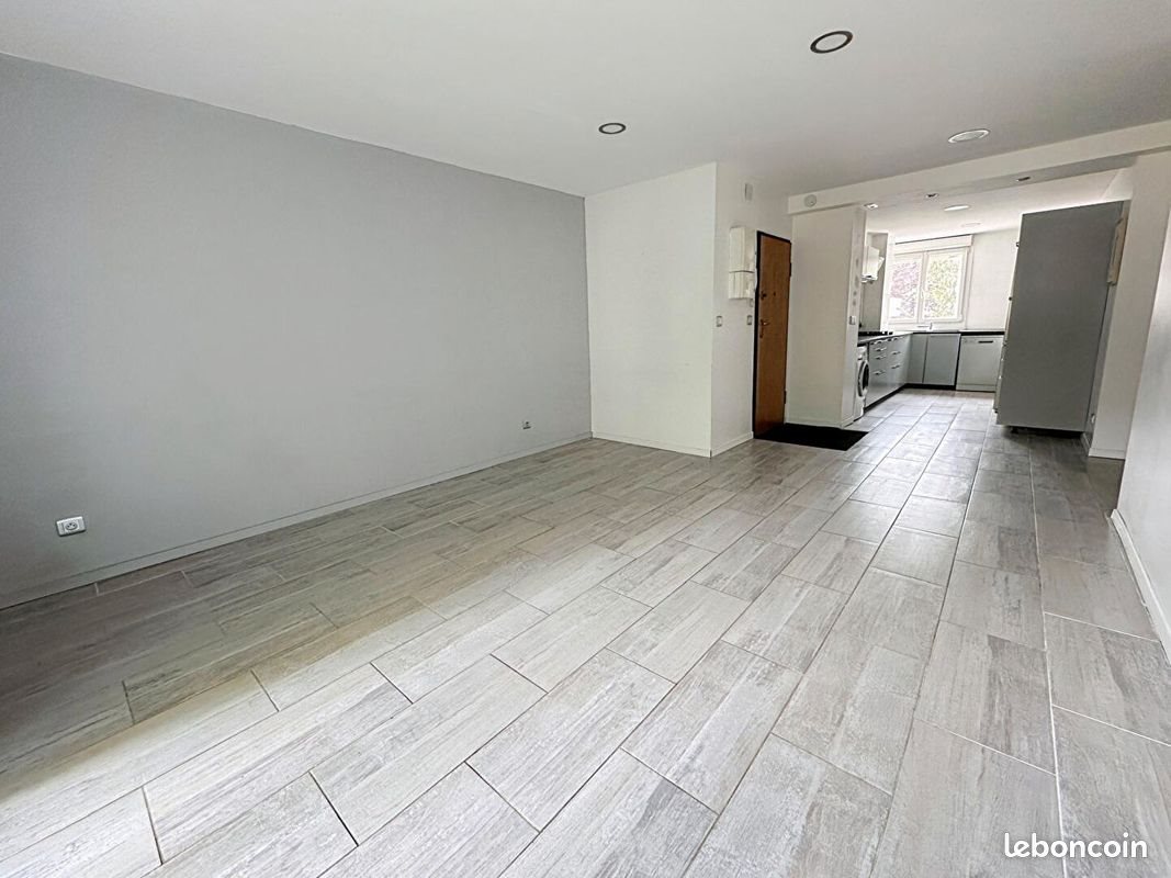 Appartement à louer, 55m², Viry-Châtillon