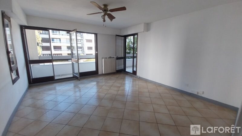 Appartement à louer, 66m², Les Ulis