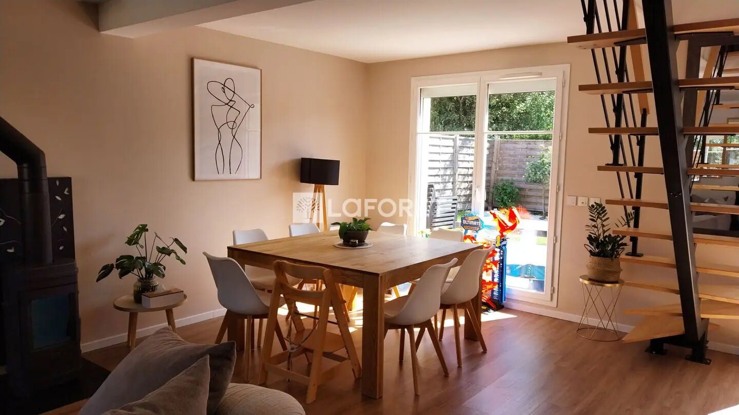 Maison à louer, 77m², Villejust