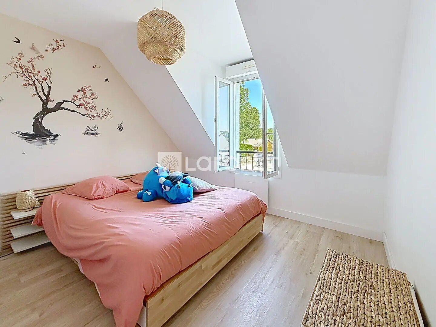 Appartement à louer, 69m², Linas