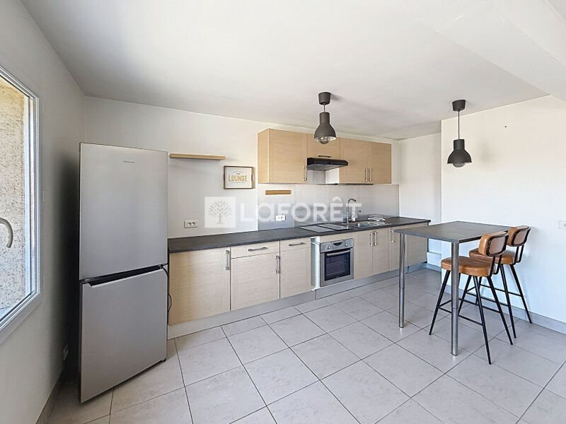 Appartement à louer, 45m², La Ville-du-Bois