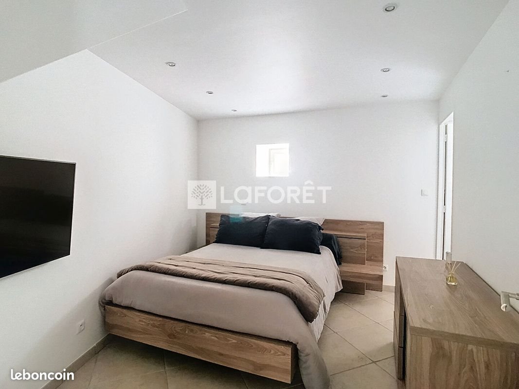 Appartement à louer, 49m², Linas