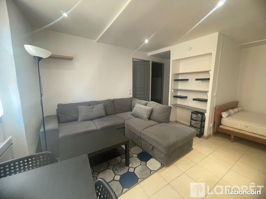 Appartement à louer, 35m², Hyères
