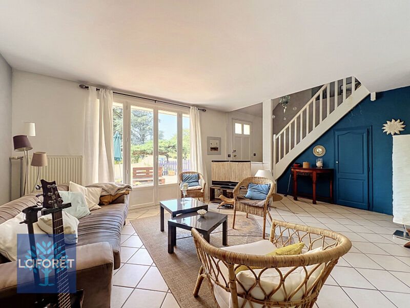 Maison à vendre, 120m², Mennecy