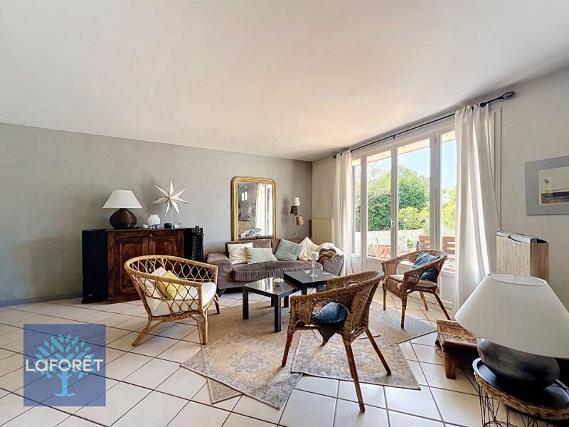 Maison à vendre, 120m², Mennecy