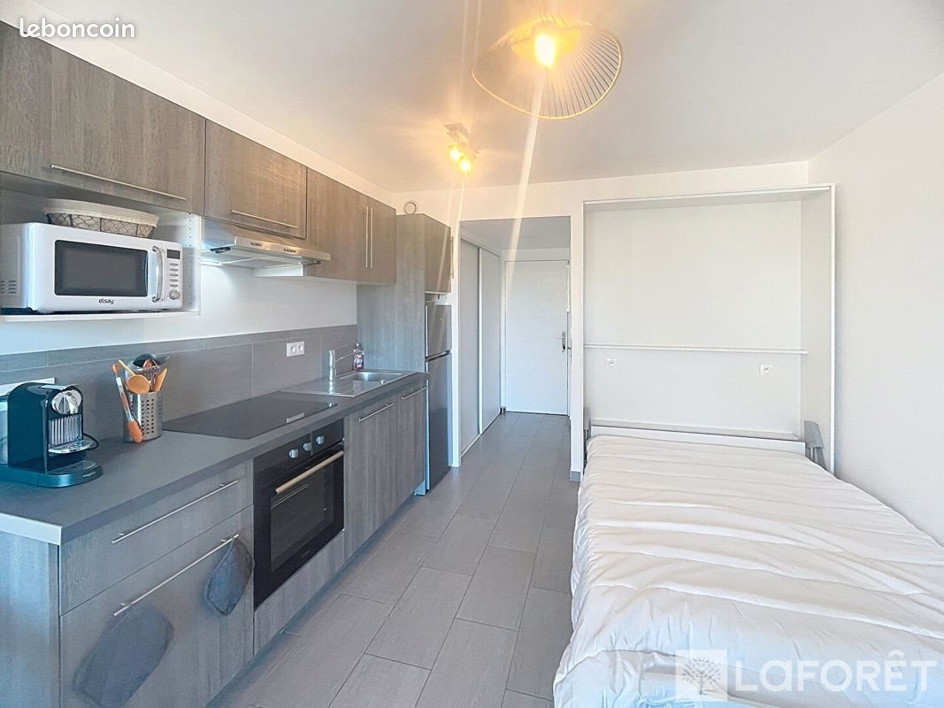 Appartement à louer, 24m², Hyères