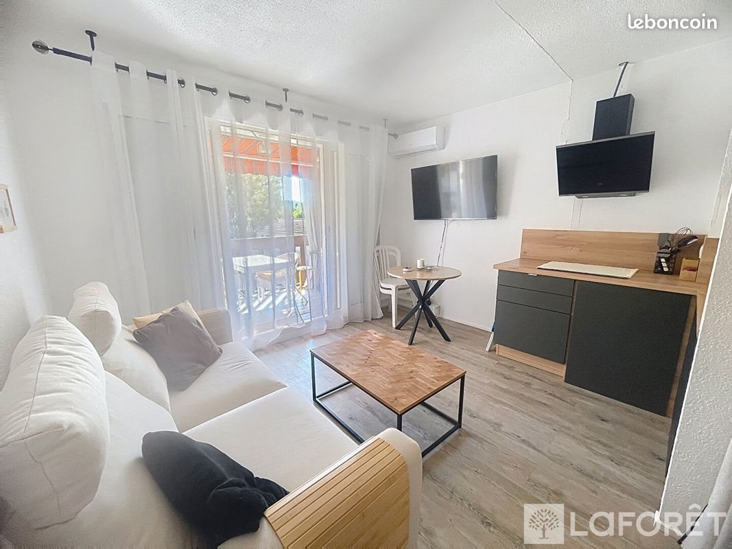 Appartement à louer, 19m², La Londe-les-Maures