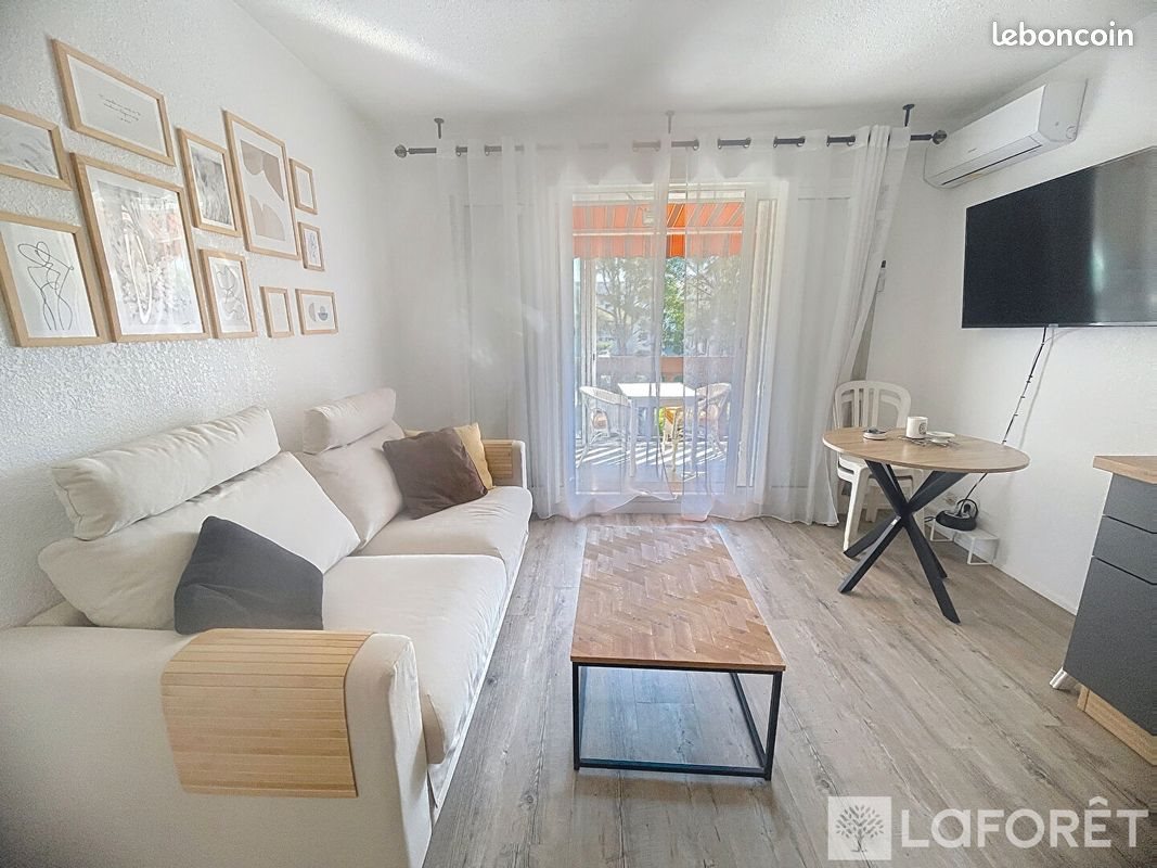 Appartement à louer, 19m², La Londe-les-Maures